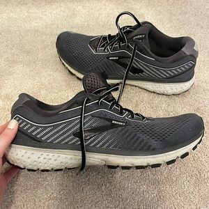 Mens brooks ghost 12 shoes size 12
